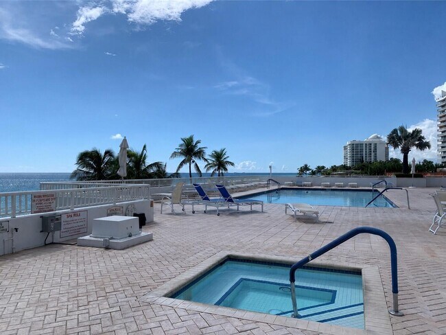 Building Photo - 1370 S Ocean Blvd