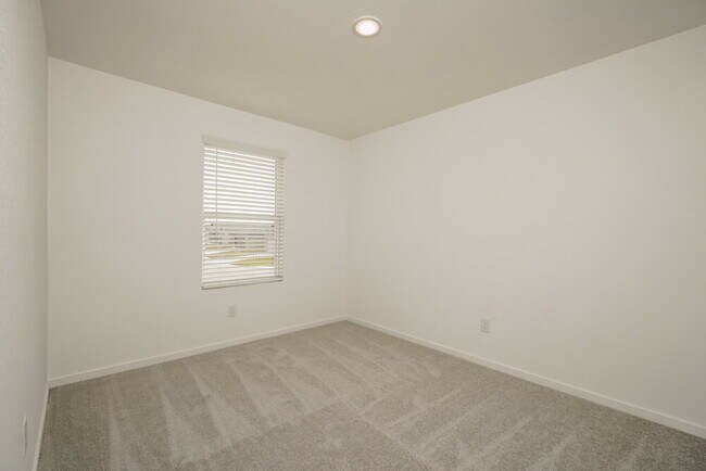 Building Photo - 548 Roquefort St