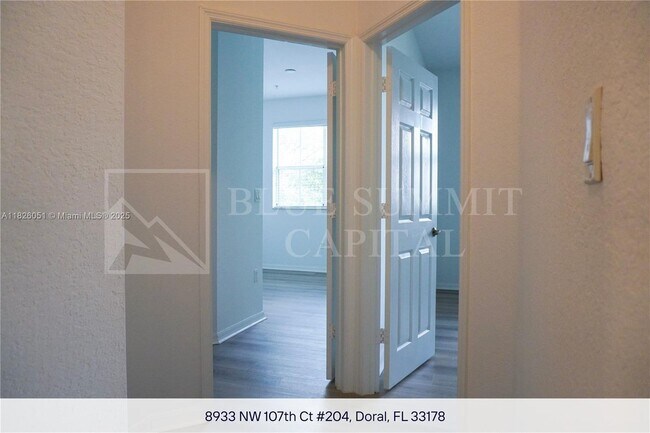 Building Photo - 8933 NW 107th Ct