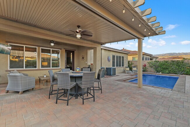 Building Photo - 43230 La Scala Way