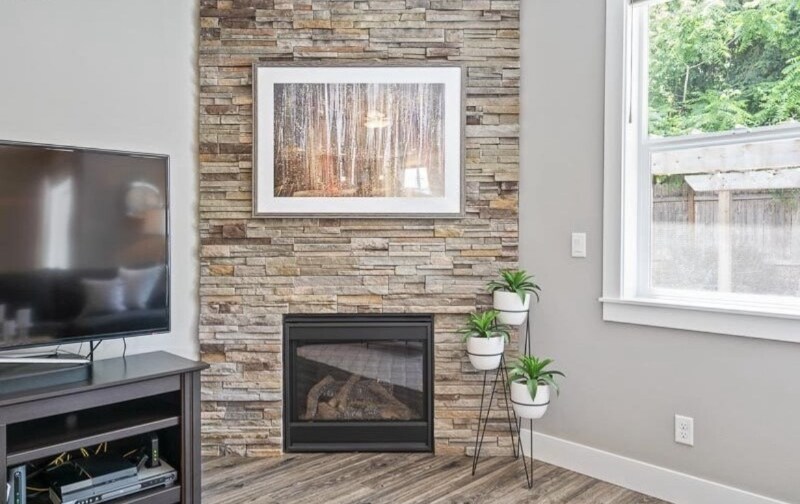 Building Photo - 4677 Southampton Dr SE