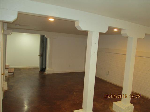 Building Photo - 7701 Jeannette St