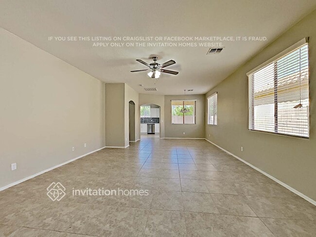 Building Photo - 12605 W Cercado Ln