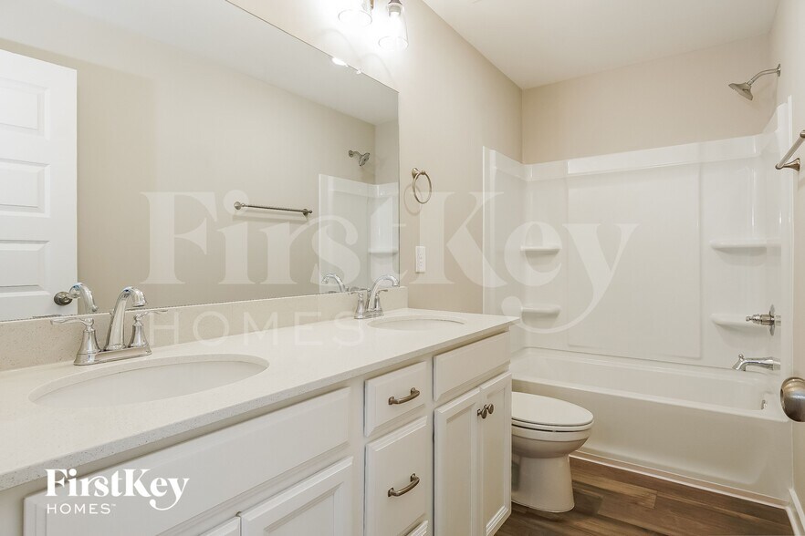 Building Photo - 120 Co Rd 1701