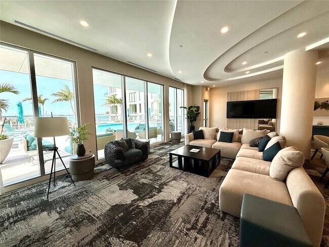 Building Photo - 301 Quay Cmn