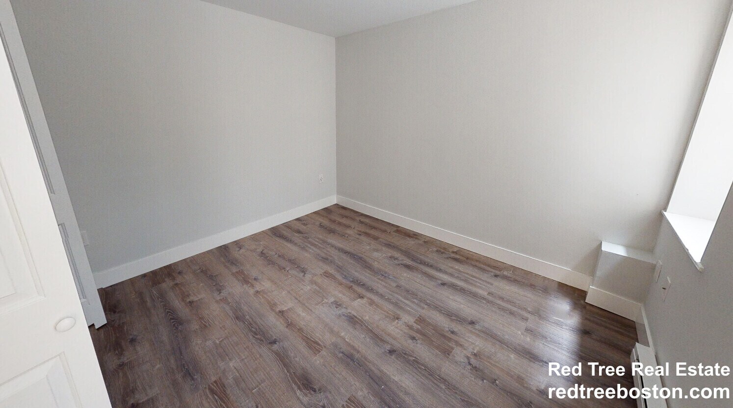 Building Photo - 81 Park Dr