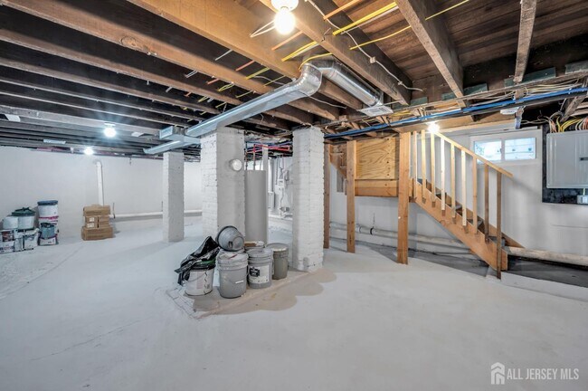 Building Photo - 350 Bergen St