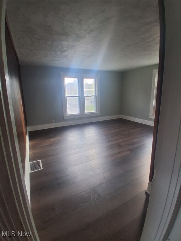 Building Photo - 141 Locust St