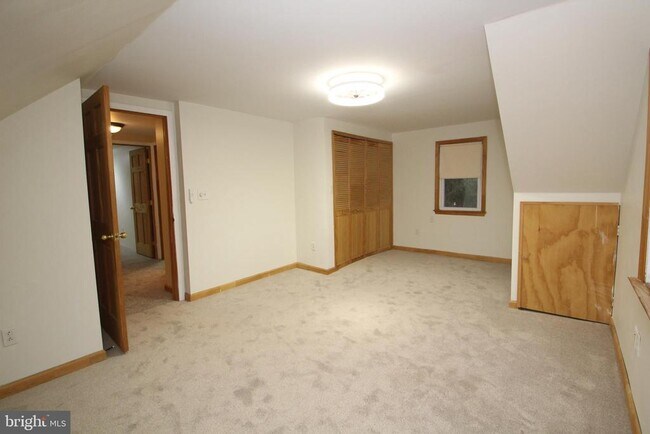 Building Photo - 2448 Pershing Ave