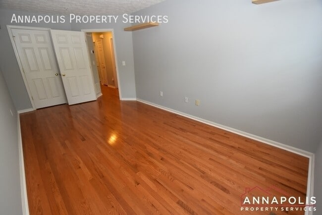 Building Photo - 8203 Barrington Ct