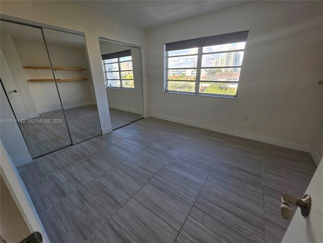 Building Photo - 3944 NE 167th St