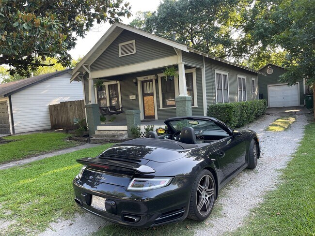Building Photo - 4621 Michaux St