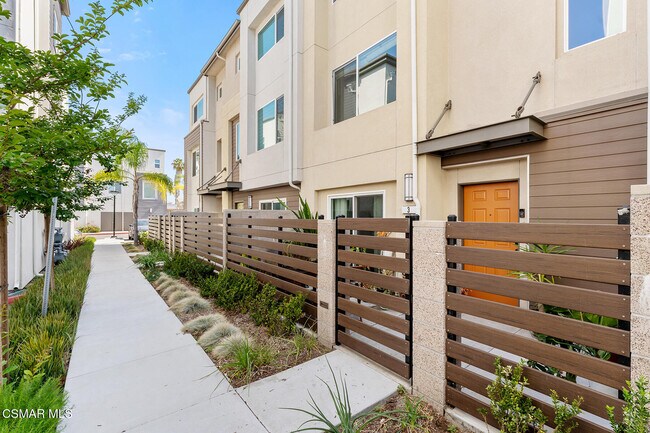 Building Photo - 14055 Ruby Ln