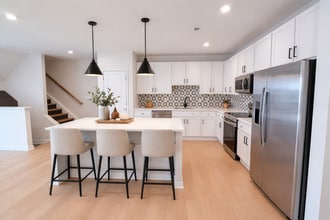 Building Photo - 2435 Ownby Ln