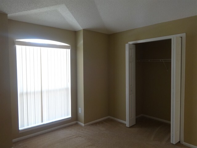 Building Photo - 6804 Sassanon Court