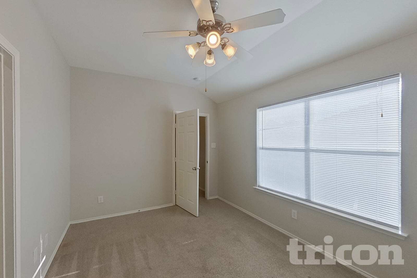 Building Photo - 1470 Waldrop Dr