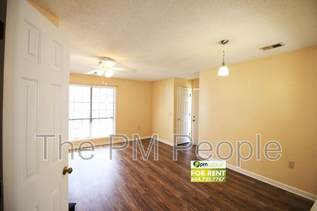 Building Photo - 13 Pointer Ln