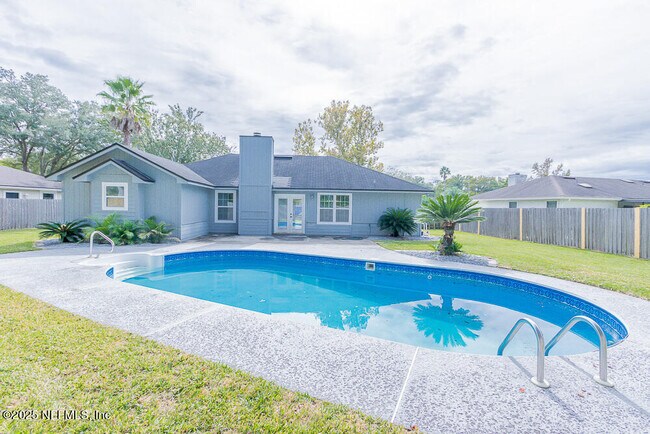 Building Photo - 2168 Minorcan St