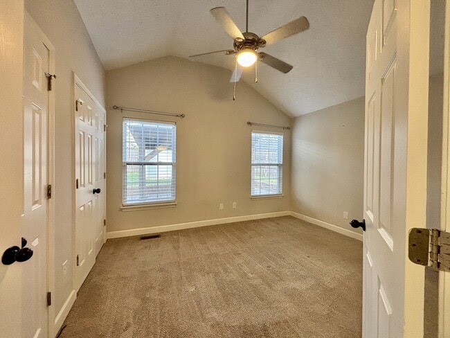 Building Photo - 1814 Glade St