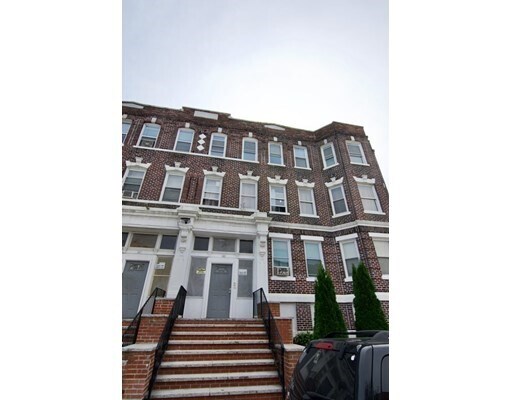 Building Photo - 107 Homestead St