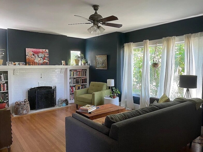 Building Photo - 4332 Eastern Ave N