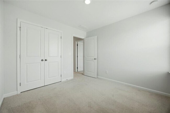 Building Photo - 111 Horned Owl Ave
