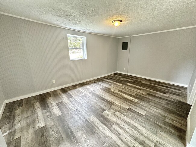 Building Photo - 1206 15th St