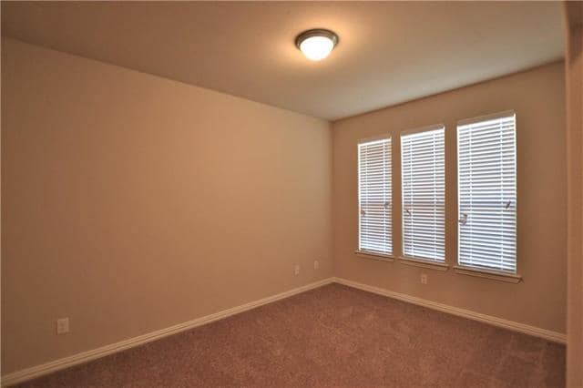 Building Photo - 717 Jennie Marie Cir