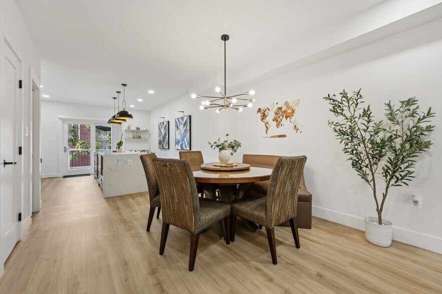 Building Photo - 2604 4th St NE