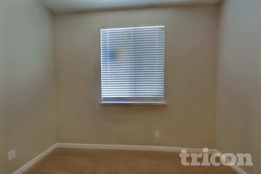 Building Photo - 4888 Snowy Egret Way