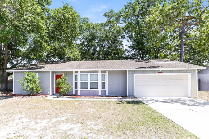 Primary Photo - 2423 Scanlon Dr