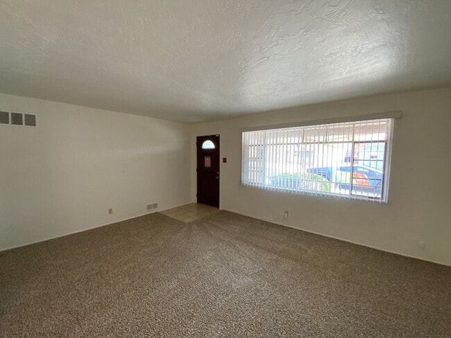 Building Photo - 3 Bedroom Single Story Home Available Near Eubank Blvd NE & Indian School Rd NE!