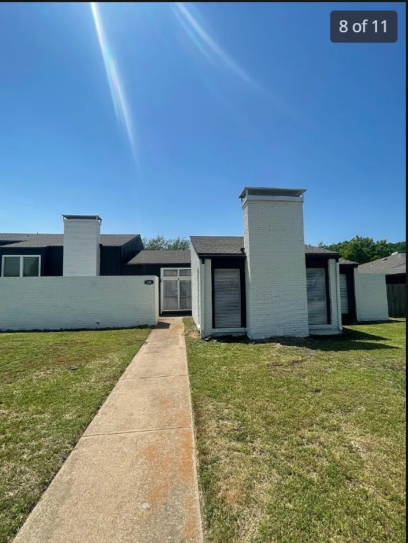 Building Photo - 210 Trellis Pl