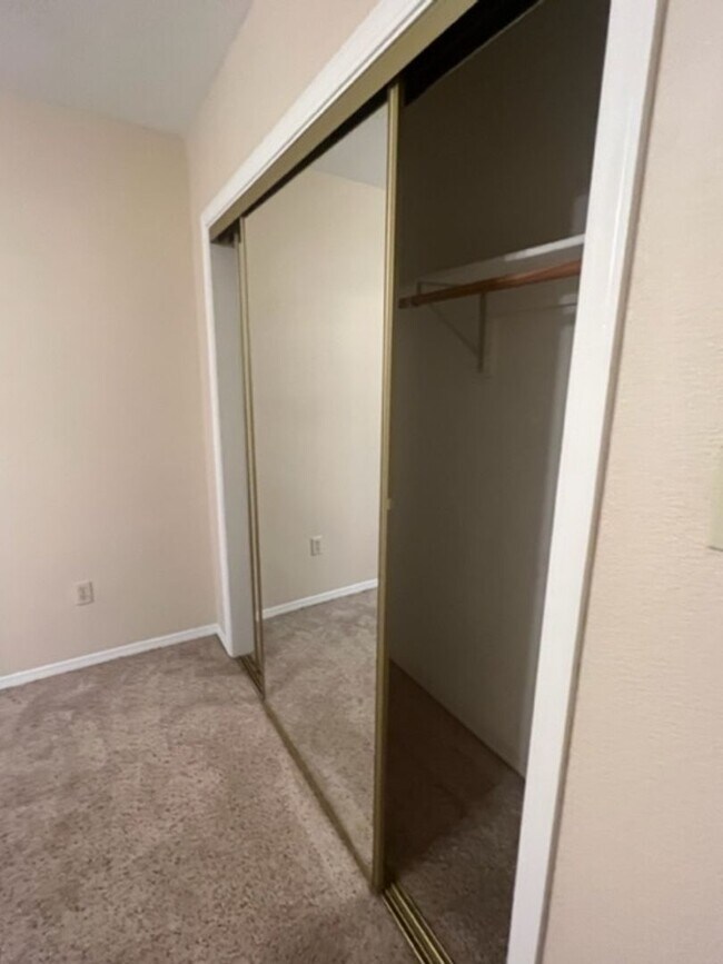 Building Photo - Beautiful home on a large corner lot with RV parking