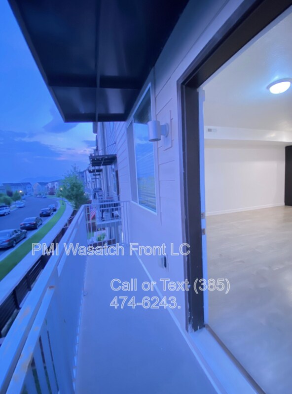 Building Photo - 5316 Solafax Ln