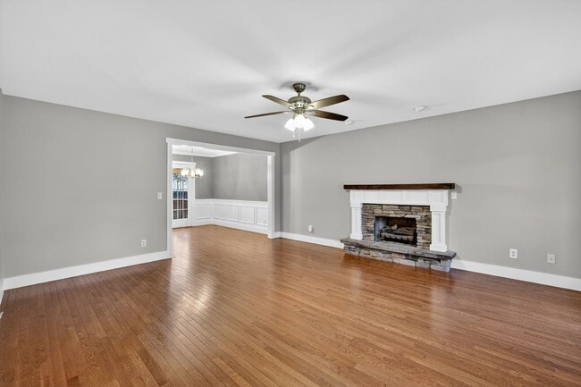 Building Photo - Charming 4BR House in Ooltewah