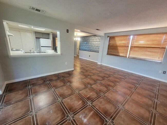 Building Photo - 3702 Sail Dr