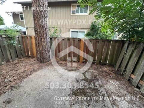 Building Photo - 13842 SE Linden Ln