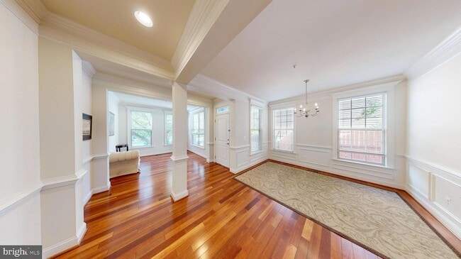 Building Photo - 3041 Moore Ln