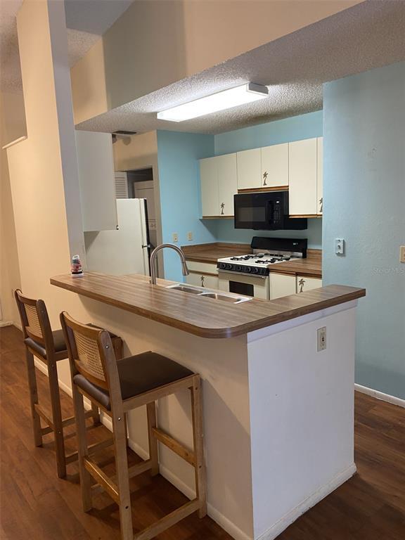 Building Photo - 1311 Azalea Way