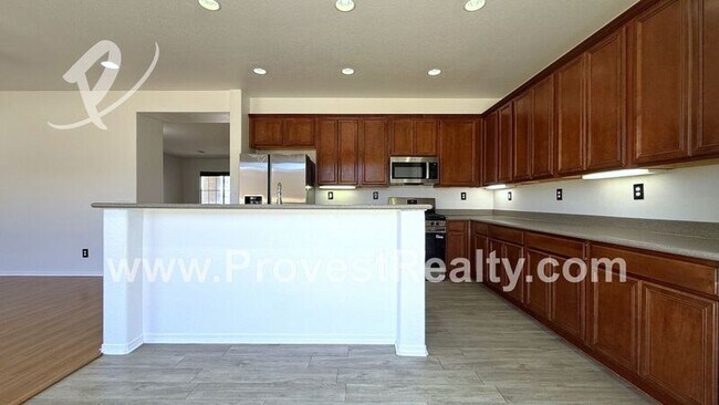 Building Photo - 9172 Ocotillo Ave