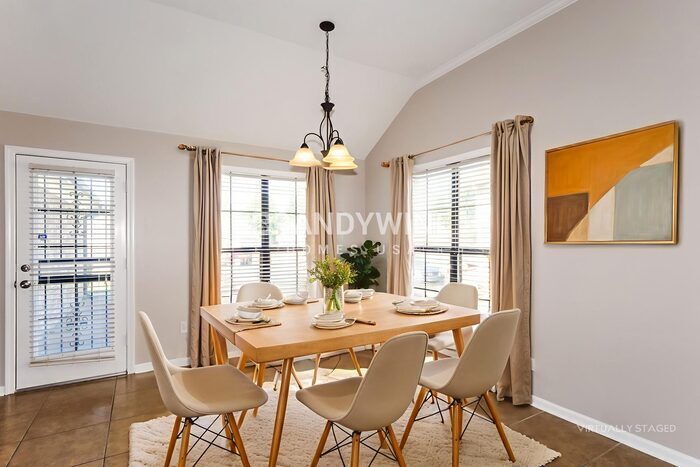 Building Photo - 9198 Chastain Pl