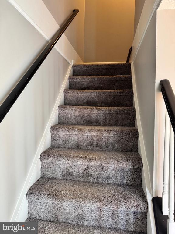 Building Photo - 102 Essex St