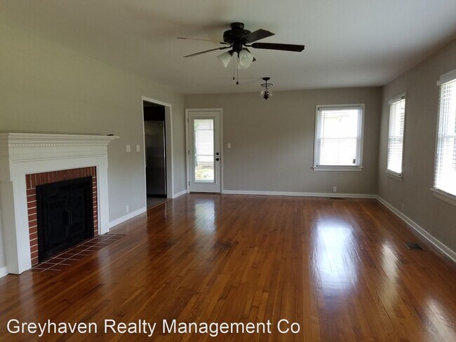 Building Photo - 3 br, 2 bath House - 1439 Jenkins Rd.