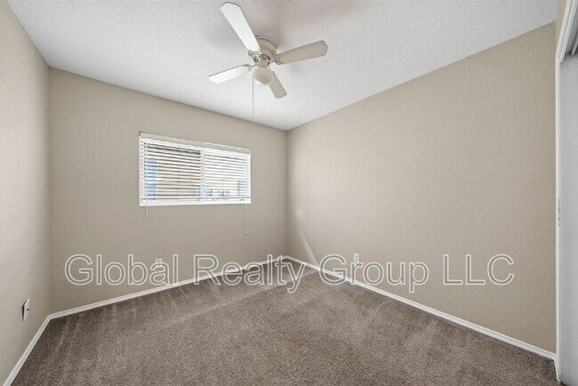 Building Photo - 117 Creek Run