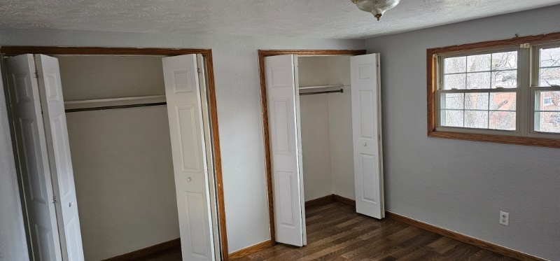 Building Photo - 1109 State St