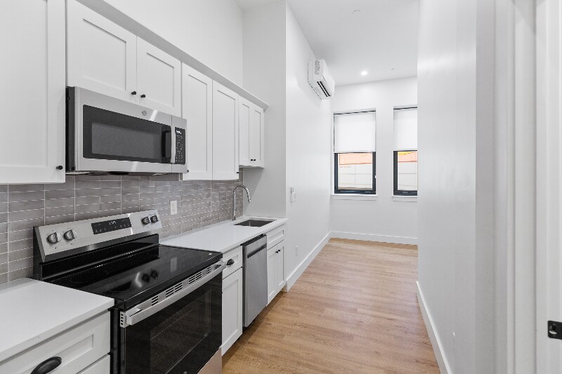 Building Photo - 101 Richmond St