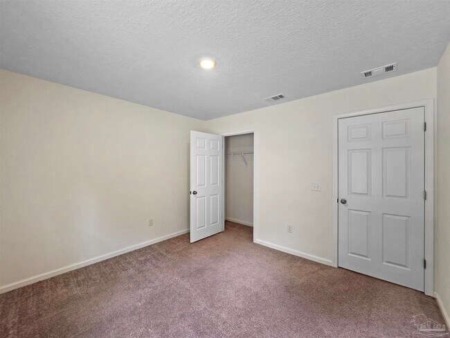 Building Photo - 6465 June Bug Dr