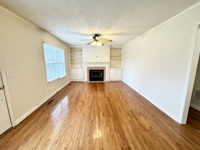 Building Photo - 3 bedroom home in Westminster