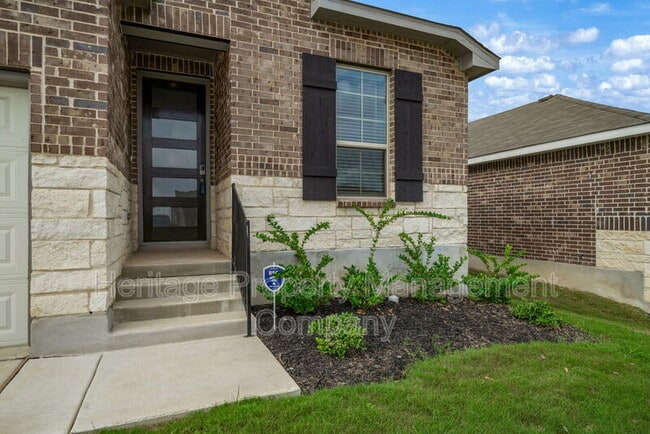 Building Photo - 15535 Comanche Deer